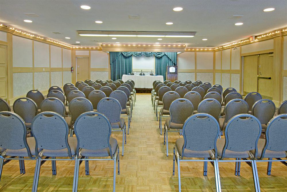 Clarion Lakeside Inn & Conference Centre Kenora Facilities photo